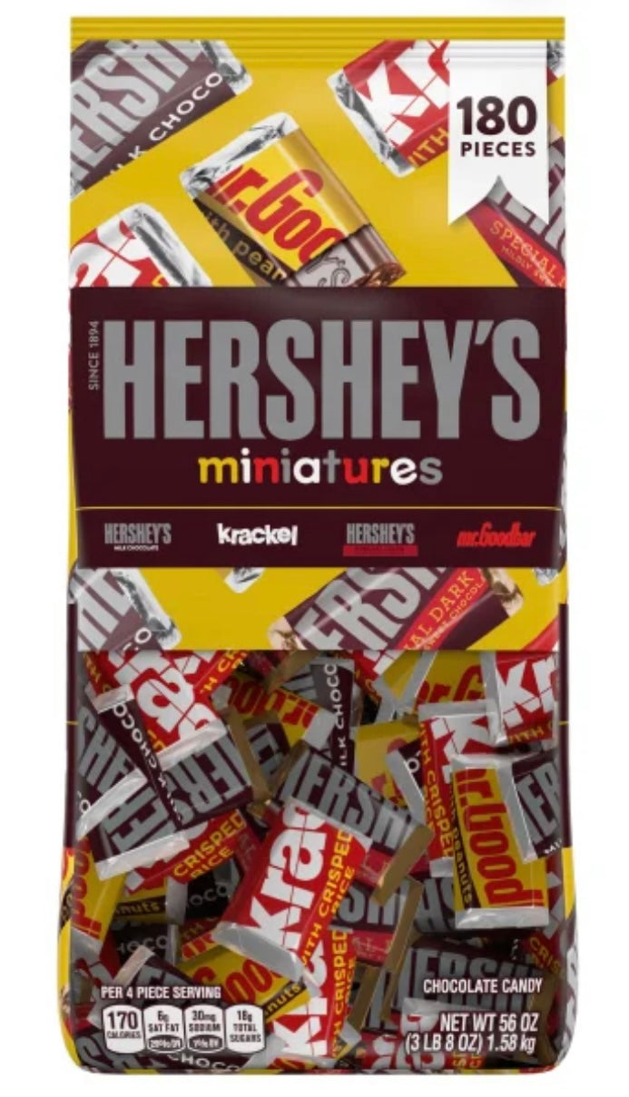 HERSHEY's miniatures Chocolate Candy Variety Pack 180 Pieces 3 lb 8 OZ / net wt 56 OZ / 1.58 Kg