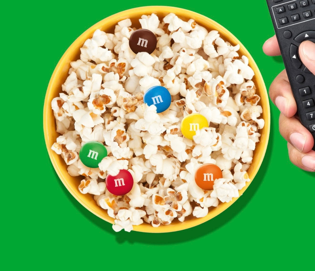 m&m PEANUT BUTTER Chocolate Candies net wt 55 OZ / 3 Lb 7 OZ / 1559.3 g