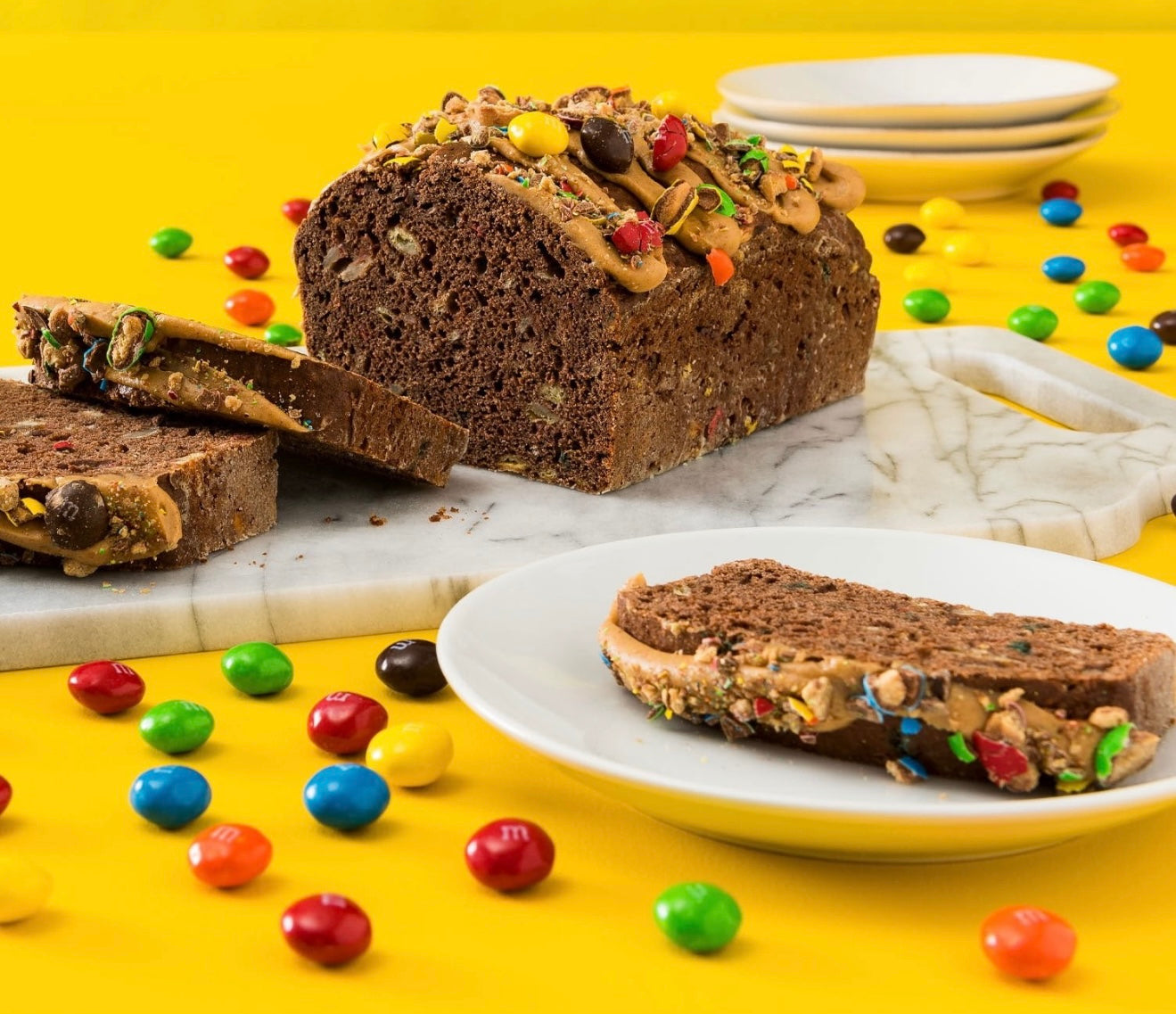 m&m PEANUT BUTTER Chocolate Candies net wt 55 OZ / 3 Lb 7 OZ / 1559.3 g