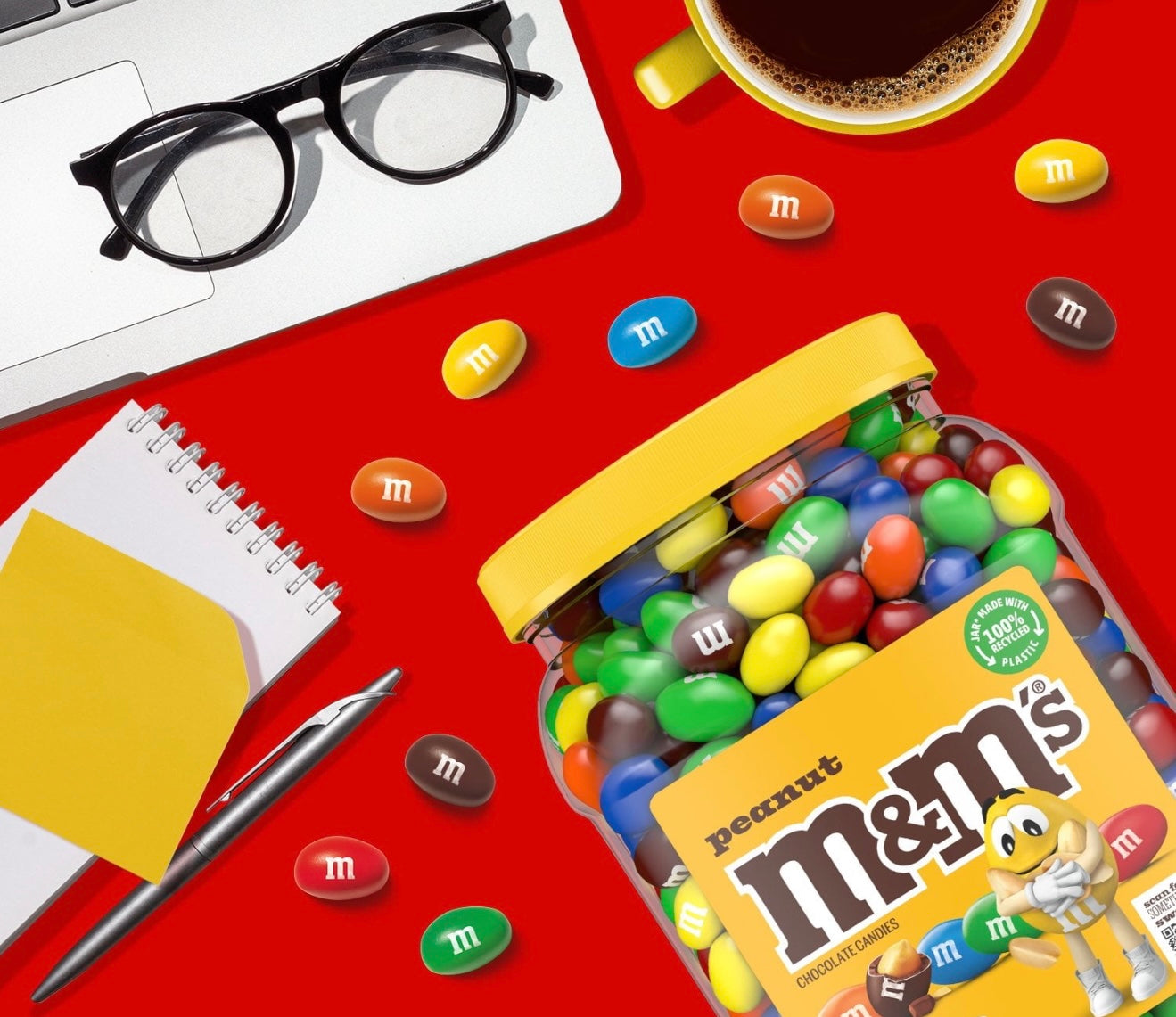 m&m's PEANUT Chocolate Candies net wt 62 OZ / 3 Lb 14 OZ / 1757.7 g
